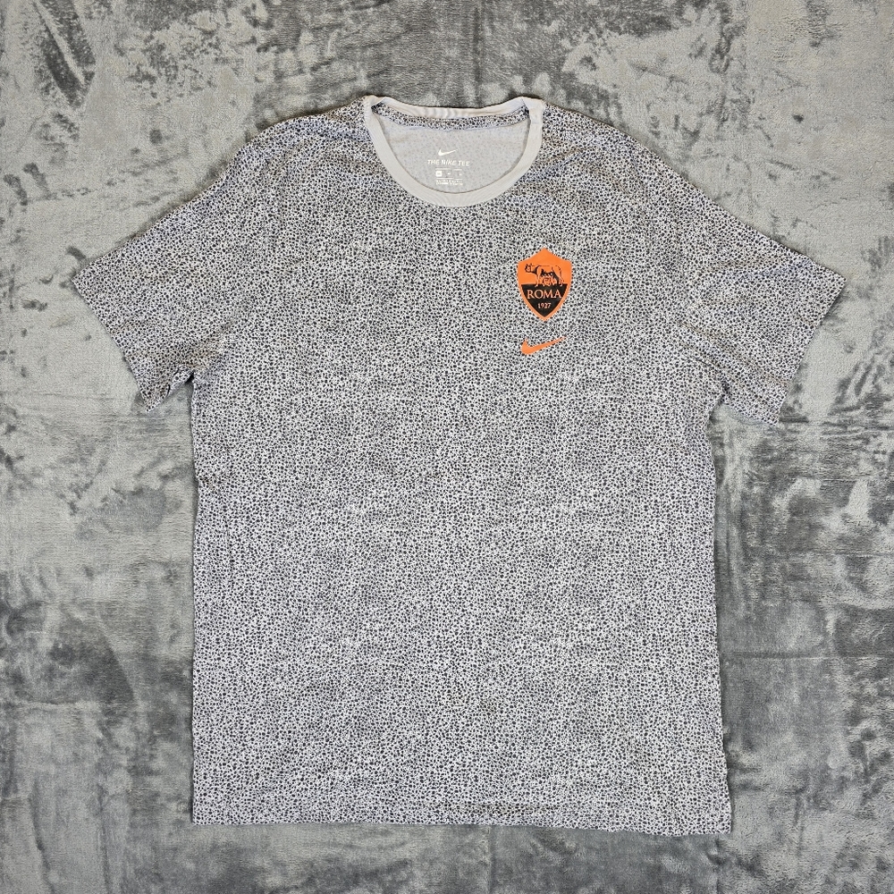 The Nike Tee Roma Soccer Size XL Spotted